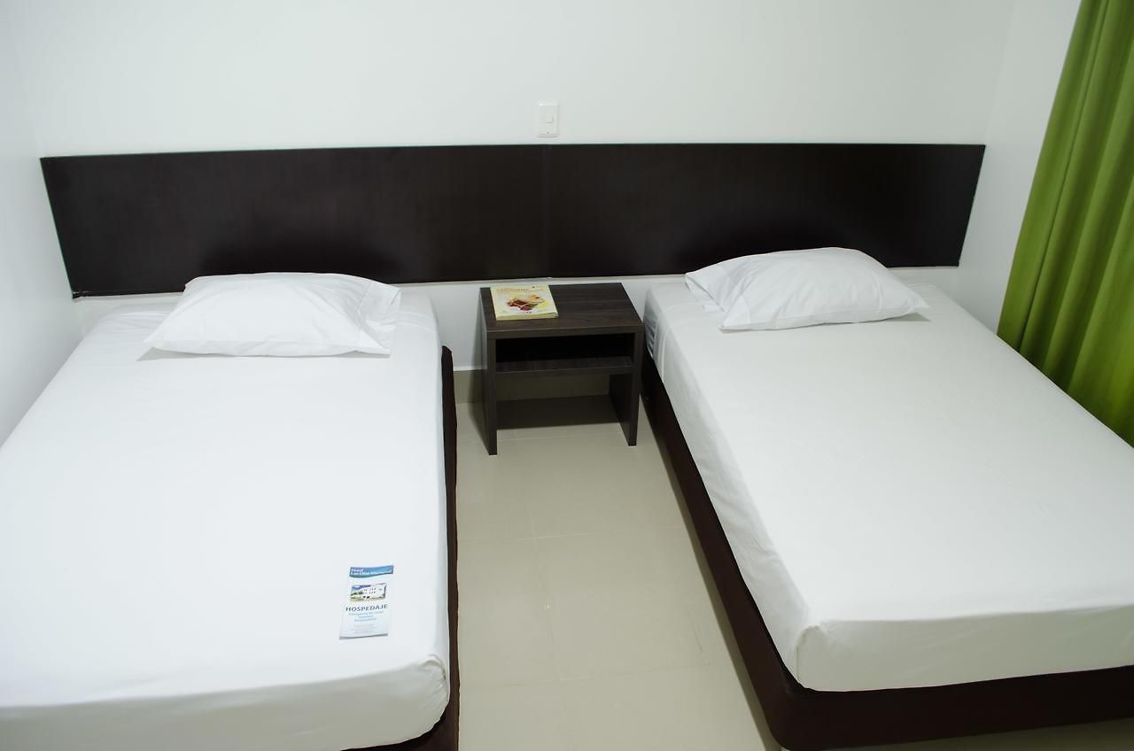 Olas Mamonal Hotel